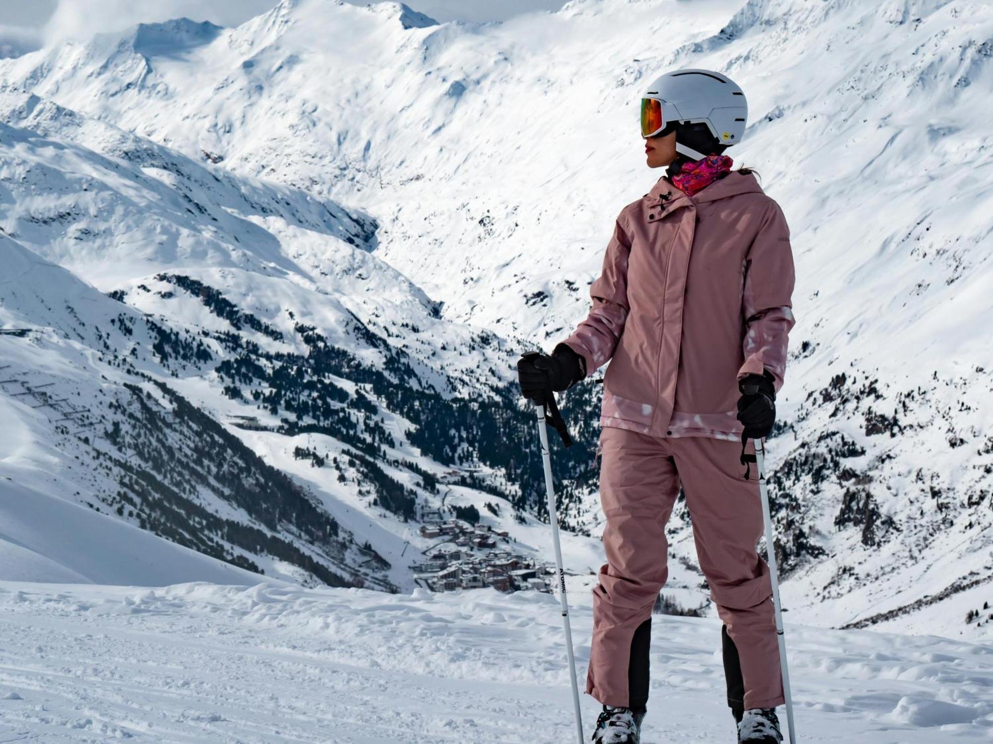 Hotel Und - Smart Alpine Stay 斯拉德明 外观 照片