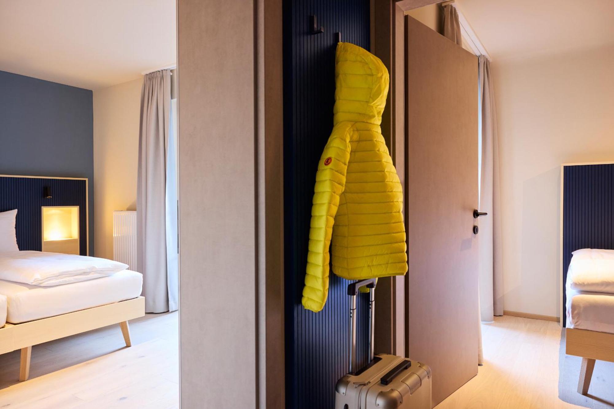 Hotel Und - Smart Alpine Stay 斯拉德明 外观 照片